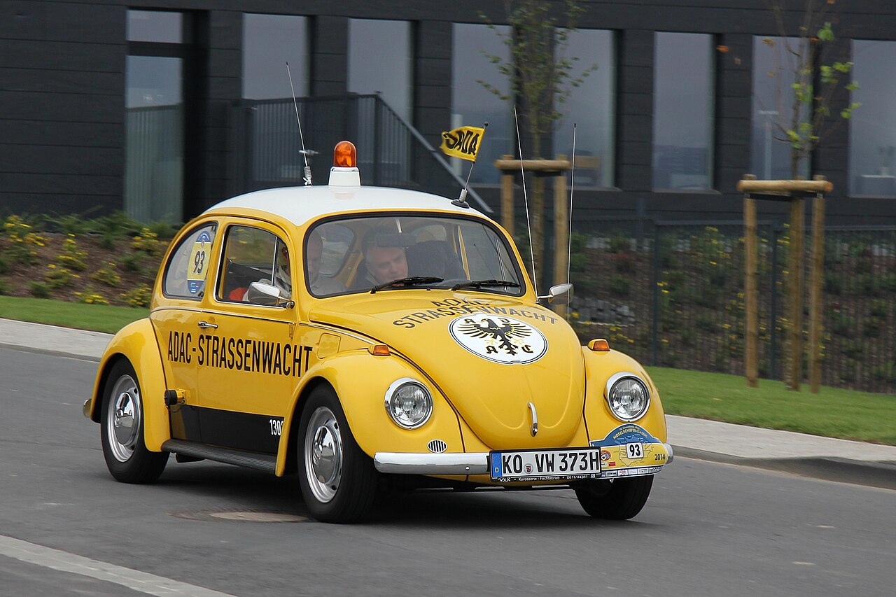 Бестселлер Volkswagen меняет имя, дизайн и начинку ради премиум–статуса